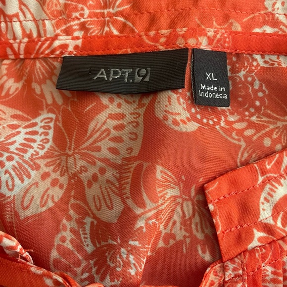 Coral Apt. 9 Butterfly Printed Sheer Top Size XL - Picture 5 of 6